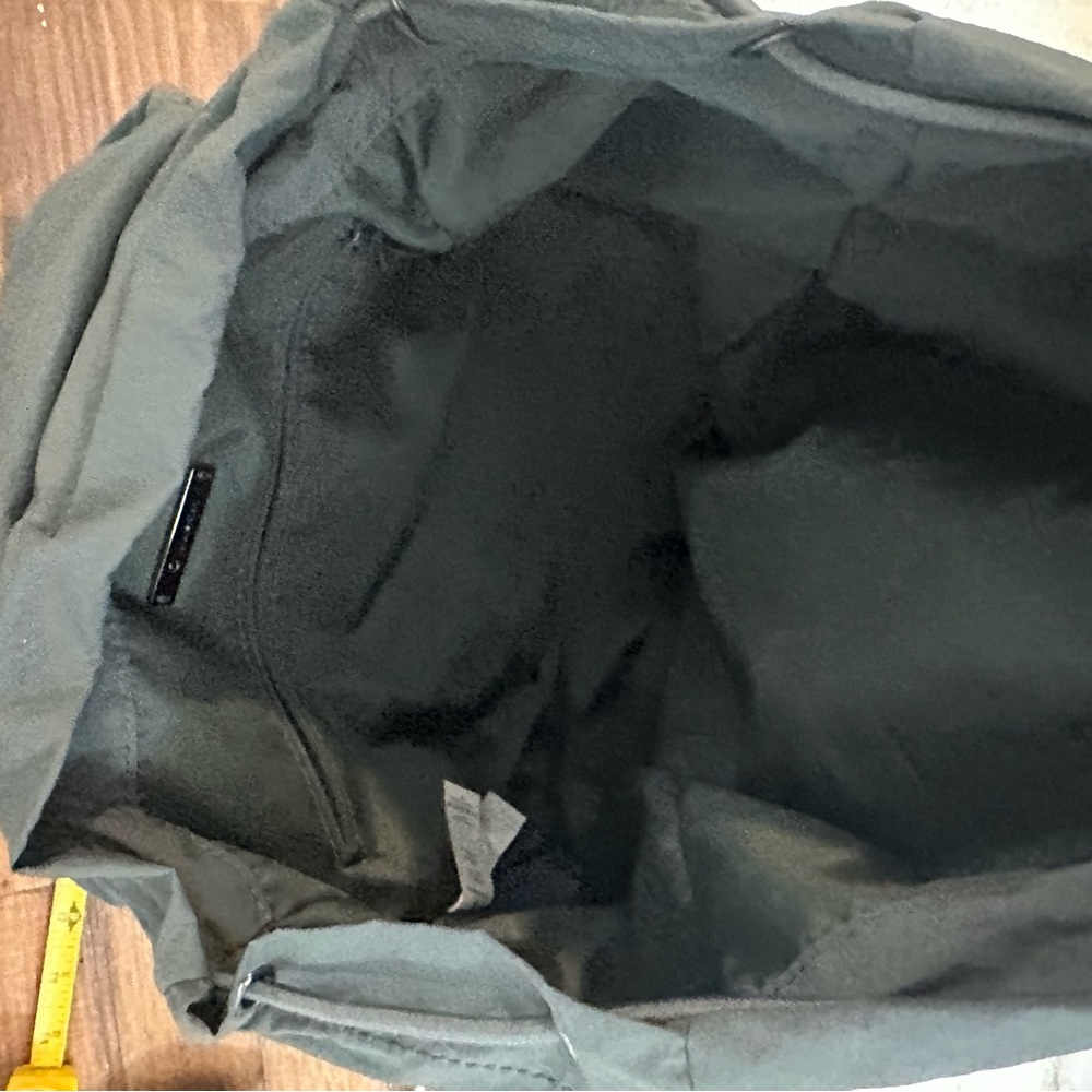 LULULEMON backpack - Picture 7 of 9